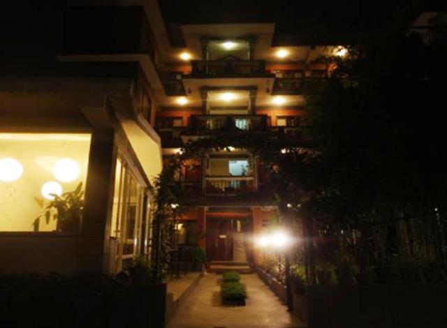 Green Hotel Kathmandu Bagian luar foto